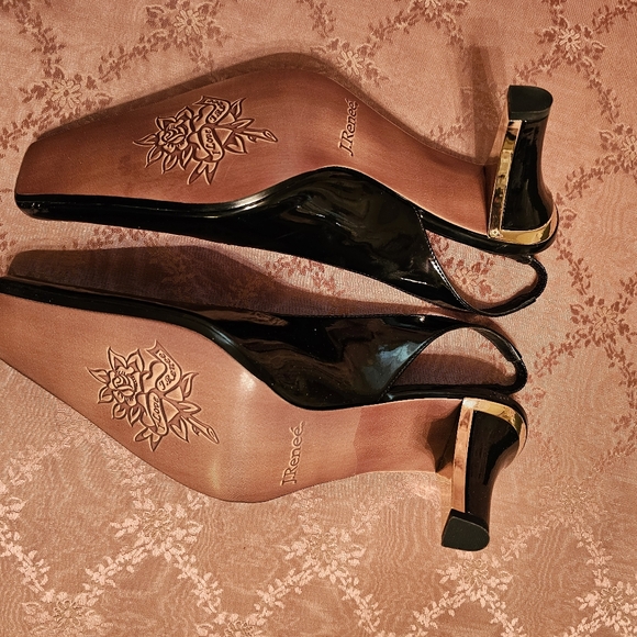 J Renée Heels - Picture 3 of 5